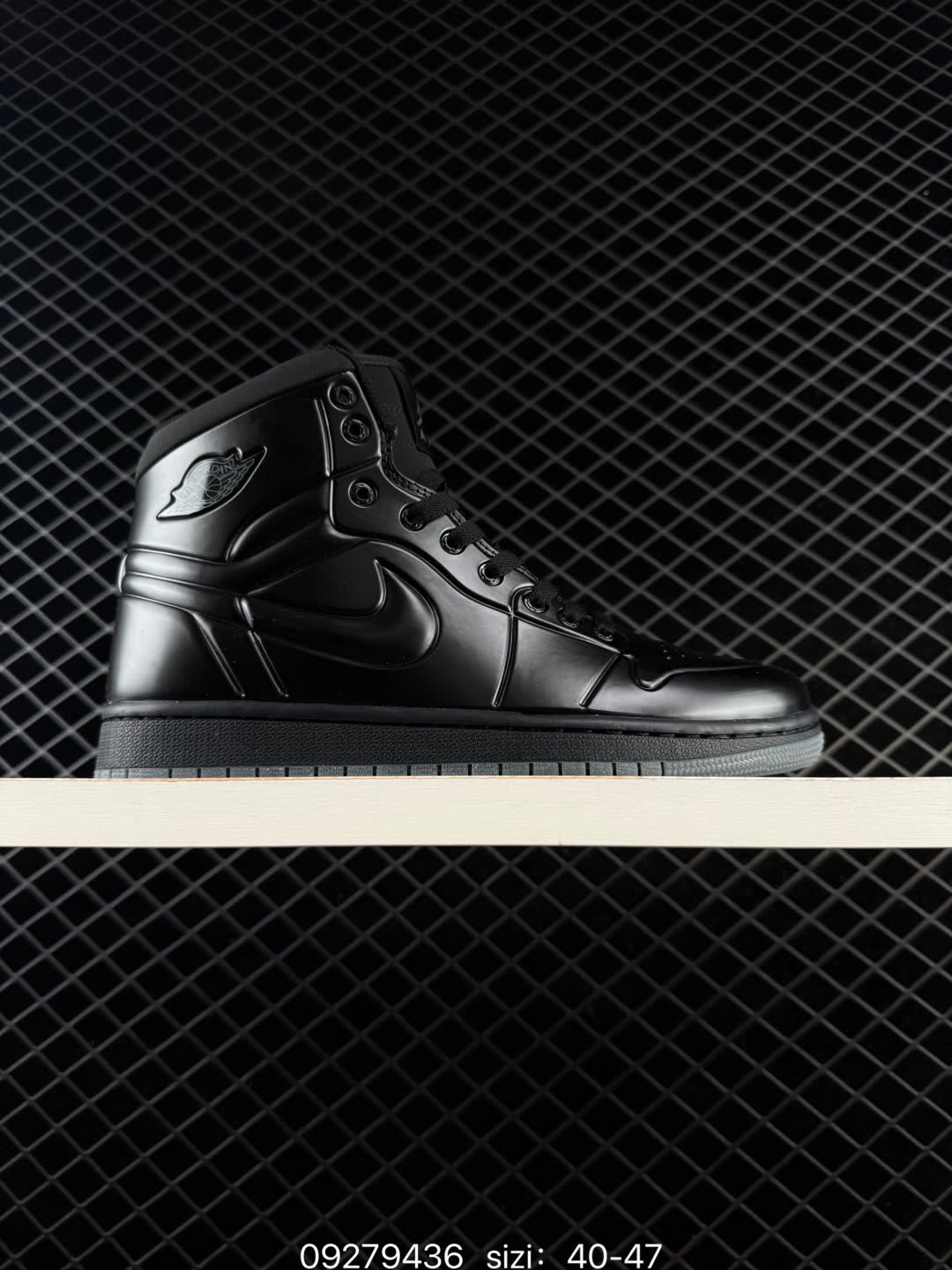 Nike Air Jordan 1 Retro Mid AJ1-414823-002 Nike Air Jordan 1 Retro Mid AJ1-414823-002